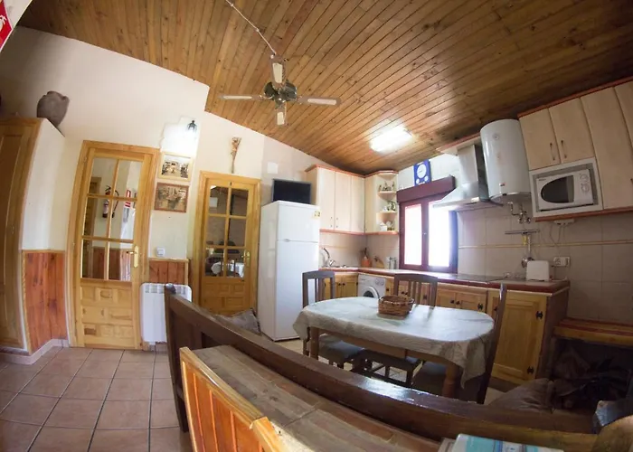 Casa De Piedra Daire Casas del Monte